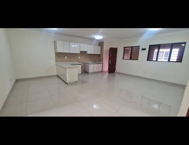 3 BEDROOM PROPERTY TO RENT IN ESSENWOOD
